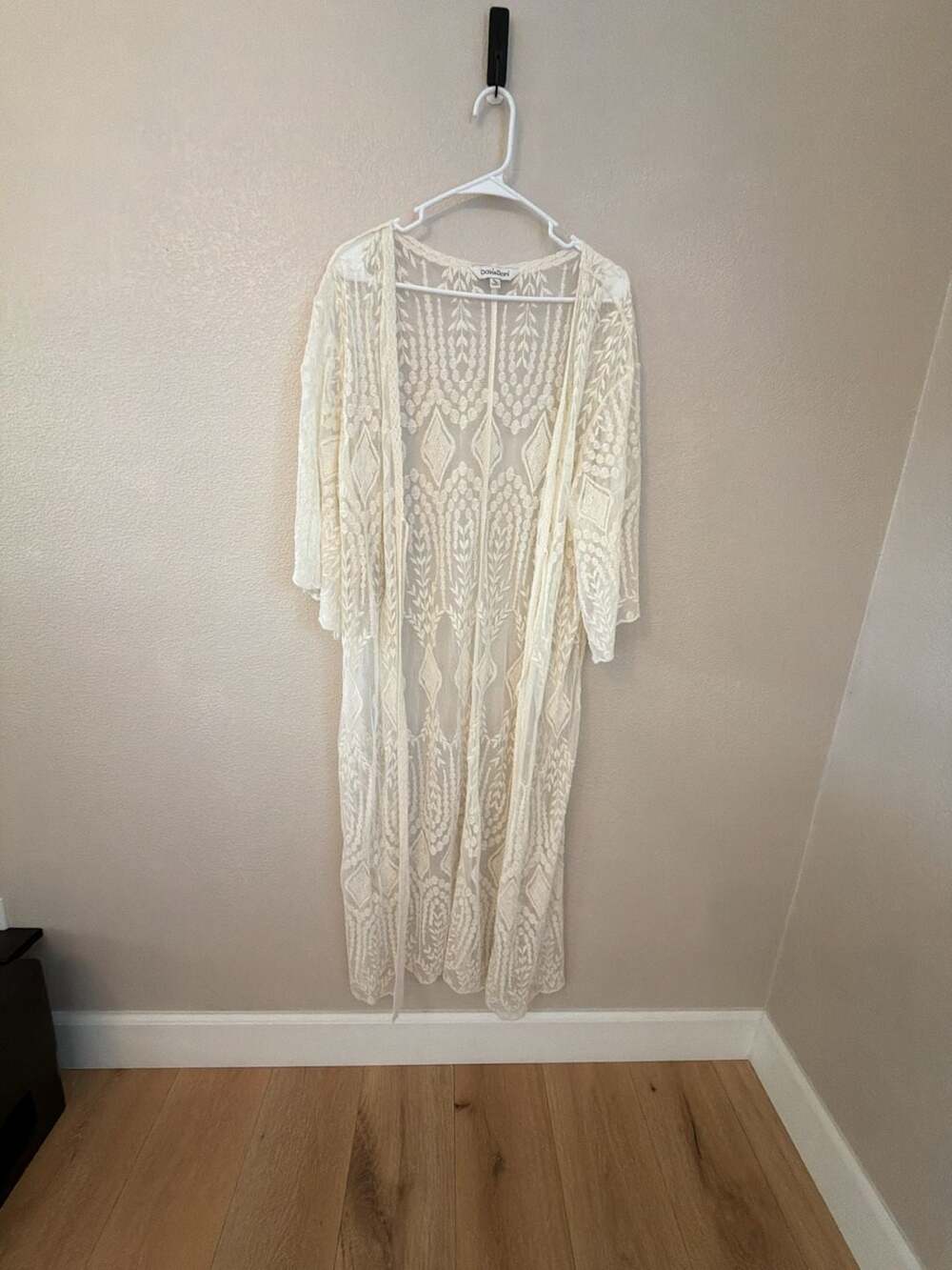 Davi & Dani Cream Lace Embroidered Kimono Cardigan Size S/M